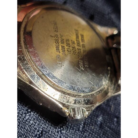 Armitron Quartz Diver Watch with Blue Dial - Water Resistant to 165ft - Picture 5 of 5